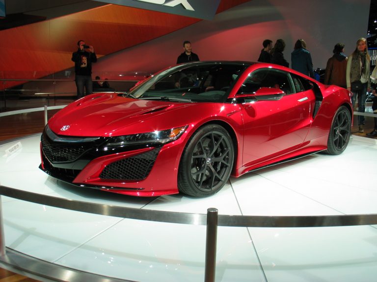 Honda NSX dimensioni, consumi, listino prezzi, colori, caratteristiche