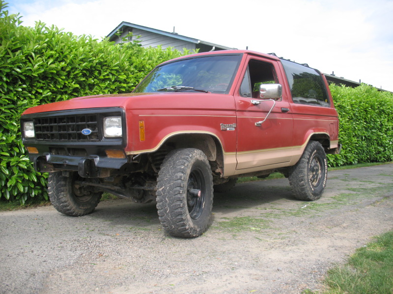 ford-bronco-II-wik