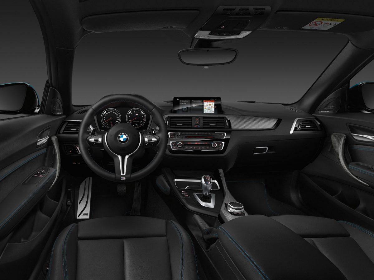 BMW M2 2022 caratteristiche