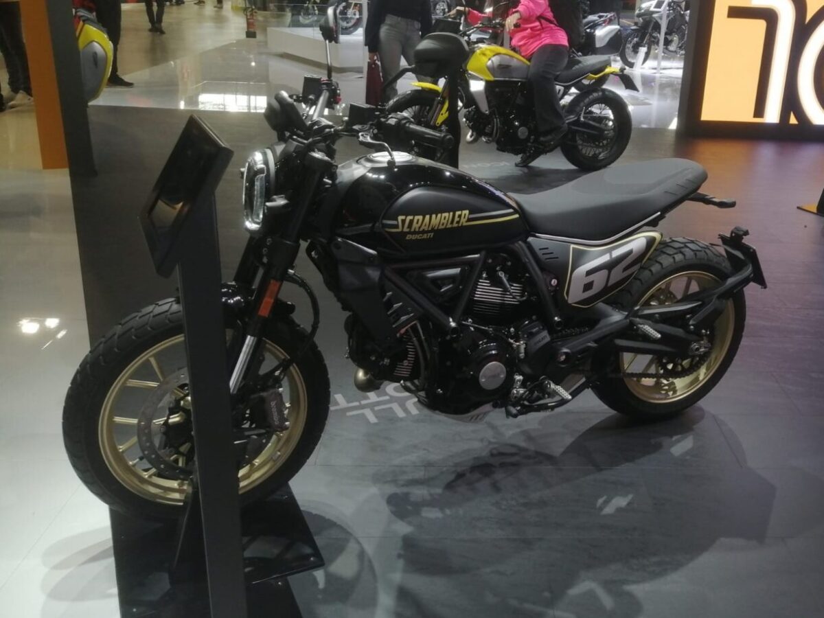 ducati scrambler full throttle 1200x900