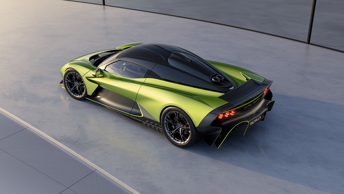 001-hypercar-inglese-pronta-per-collezionisti-esigenti